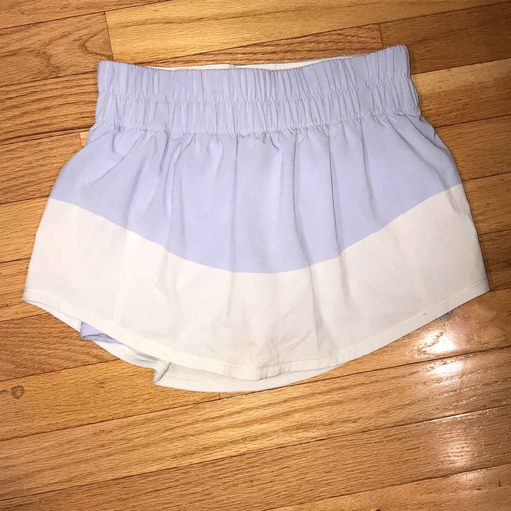 light purple and white Lululemon skort